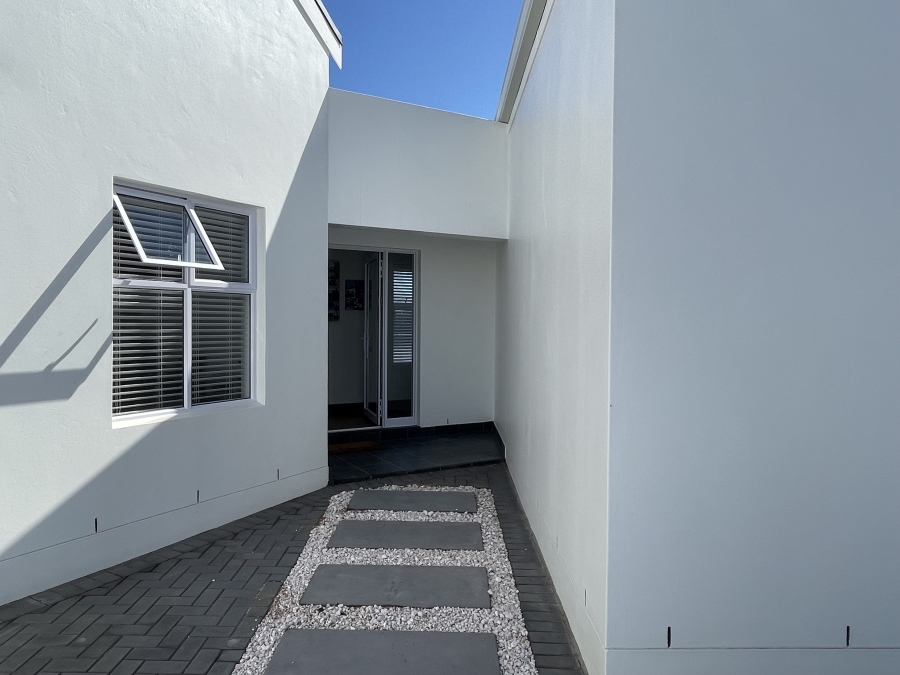 3 Bedroom Property for Sale in Laguna Sands Western Cape